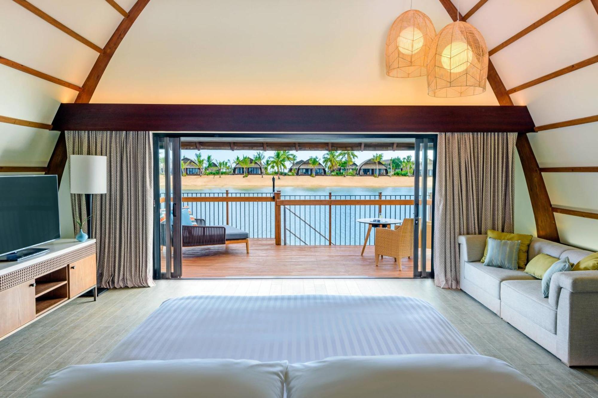 Fiji Marriott Resort Momi Bay Exteriér fotografie Beachfront Suite